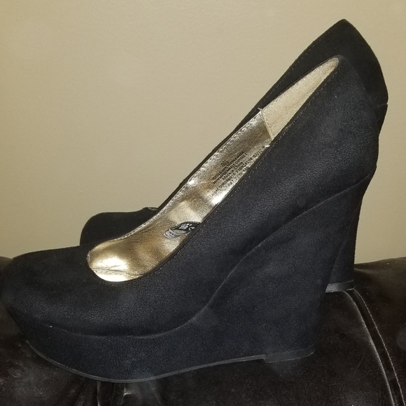 Shoes Wedges Heels - Picture 2 of 5